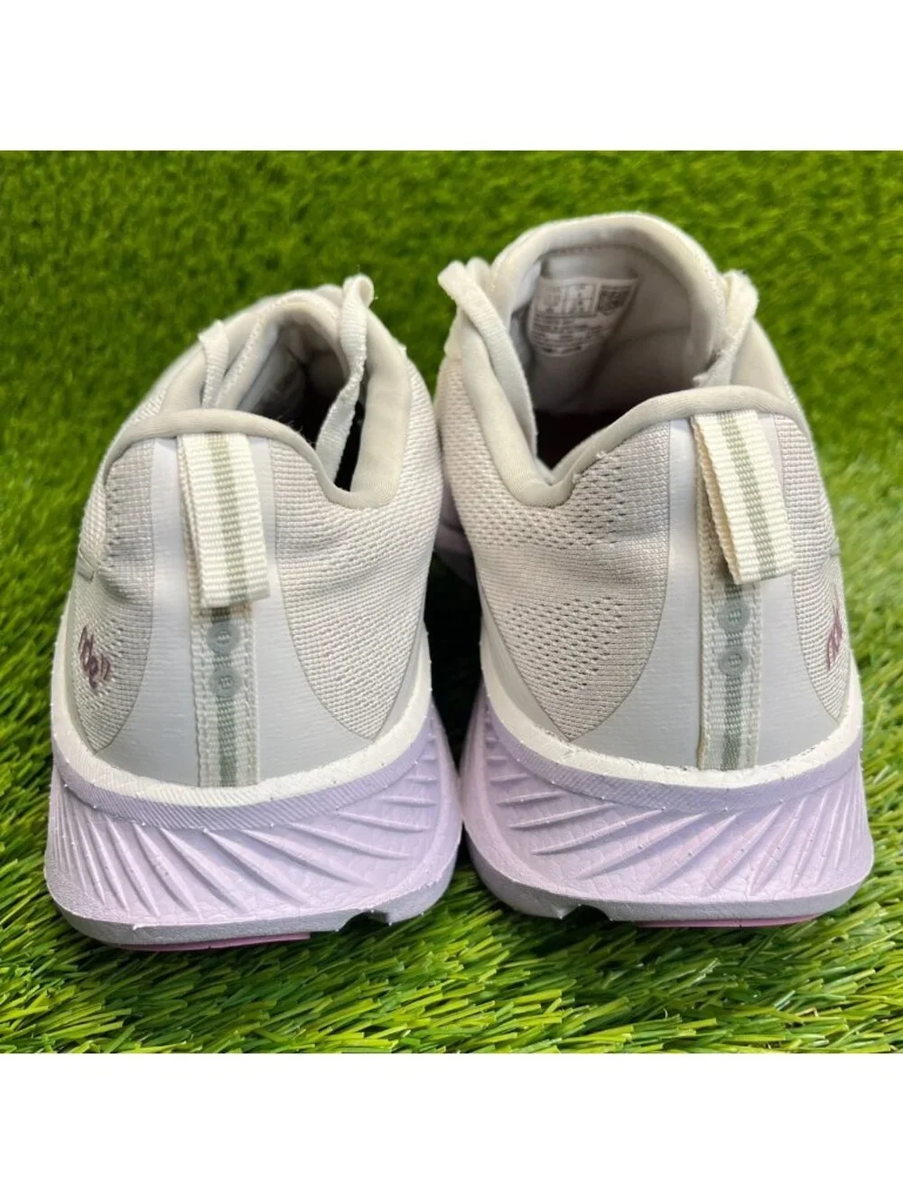 Saucony please review